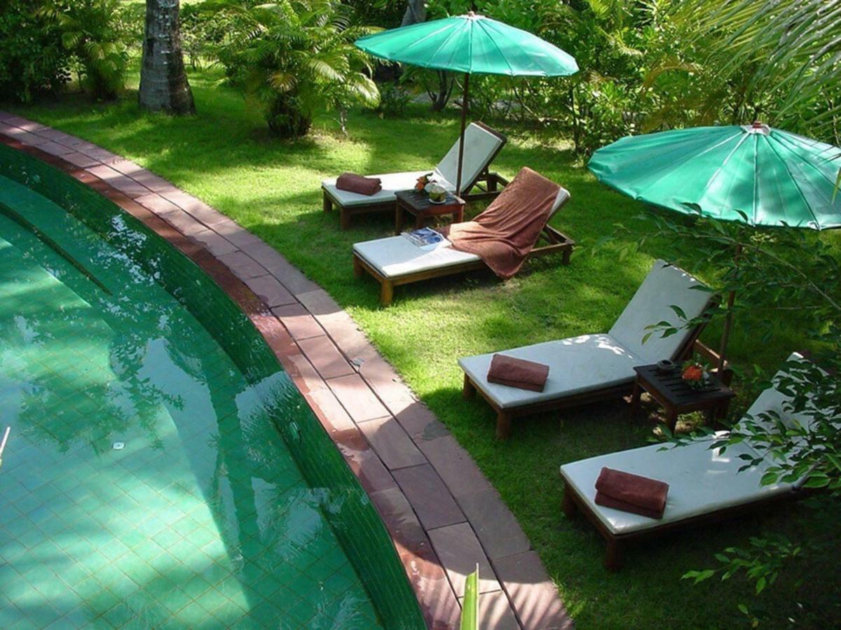 Baan Mai Beachfront Lone Island Пхукет Экстерьер фото