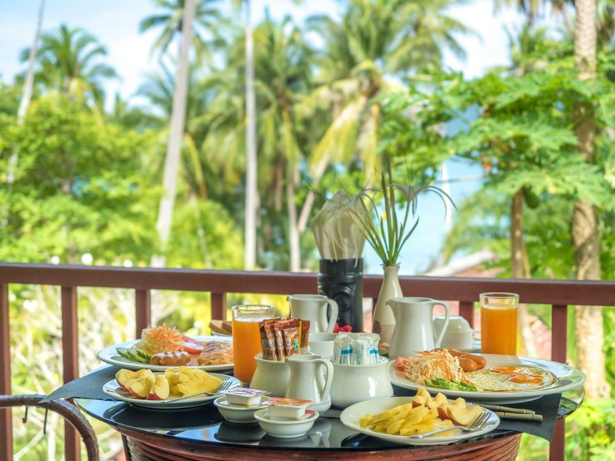 Baan Mai Beachfront Lone Island Пхукет Экстерьер фото