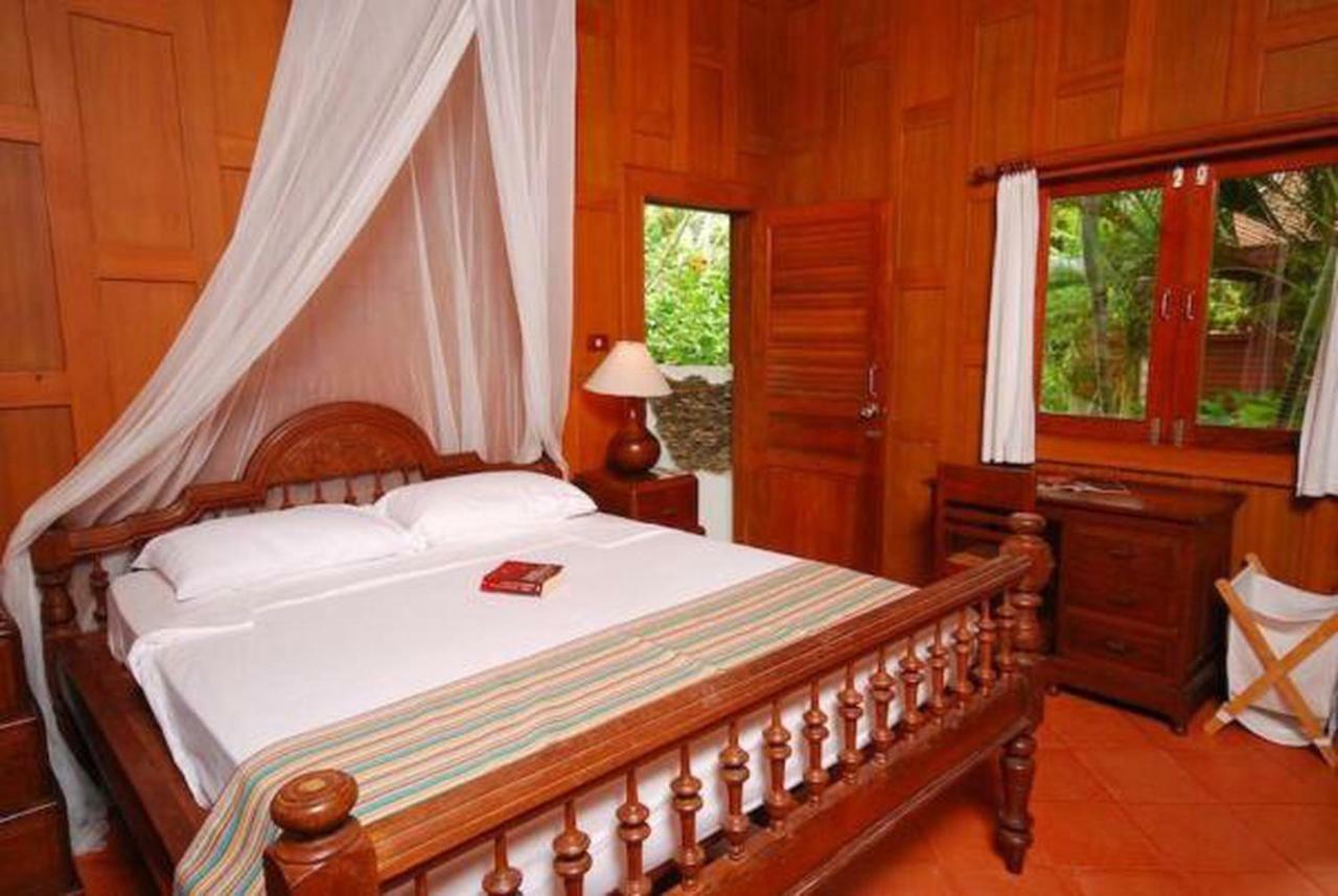 Baan Mai Beachfront Lone Island Пхукет Экстерьер фото