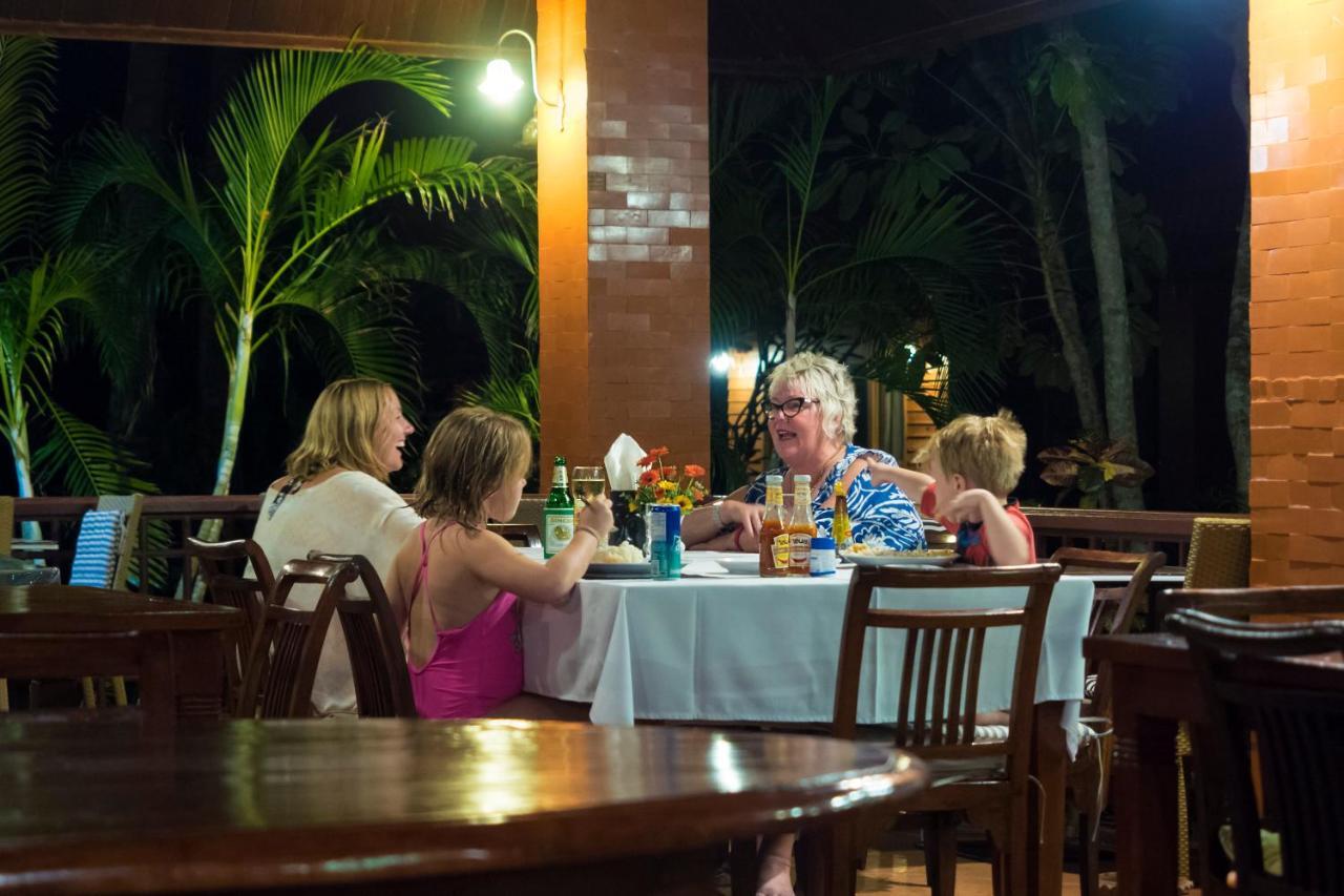 Baan Mai Beachfront Lone Island Пхукет Экстерьер фото